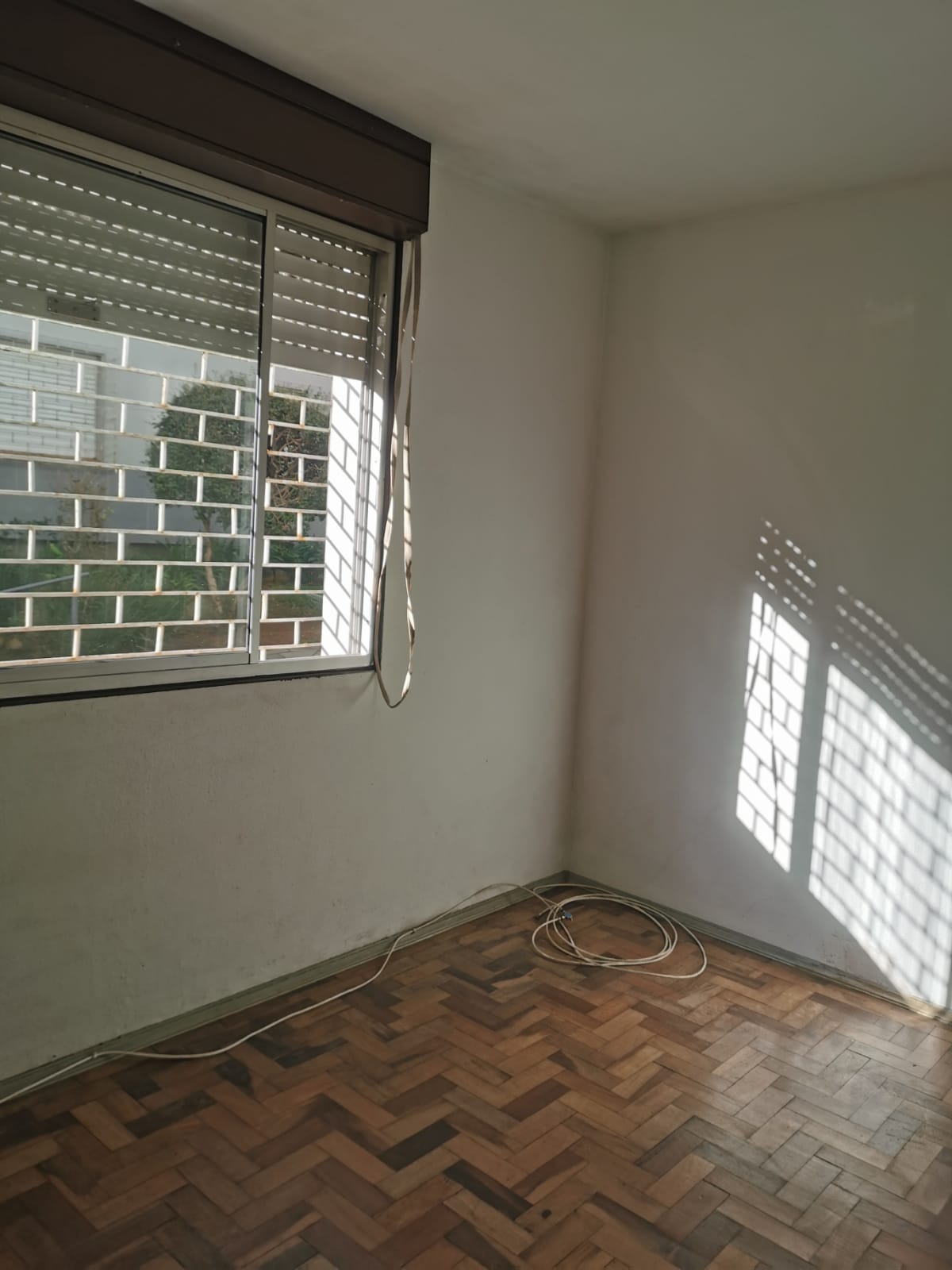 APTO 2 DORM TERREO