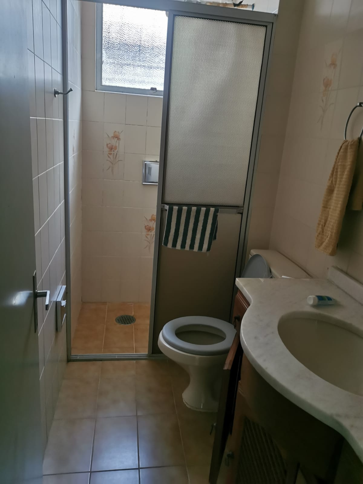 APTO 2 DORM TERREO