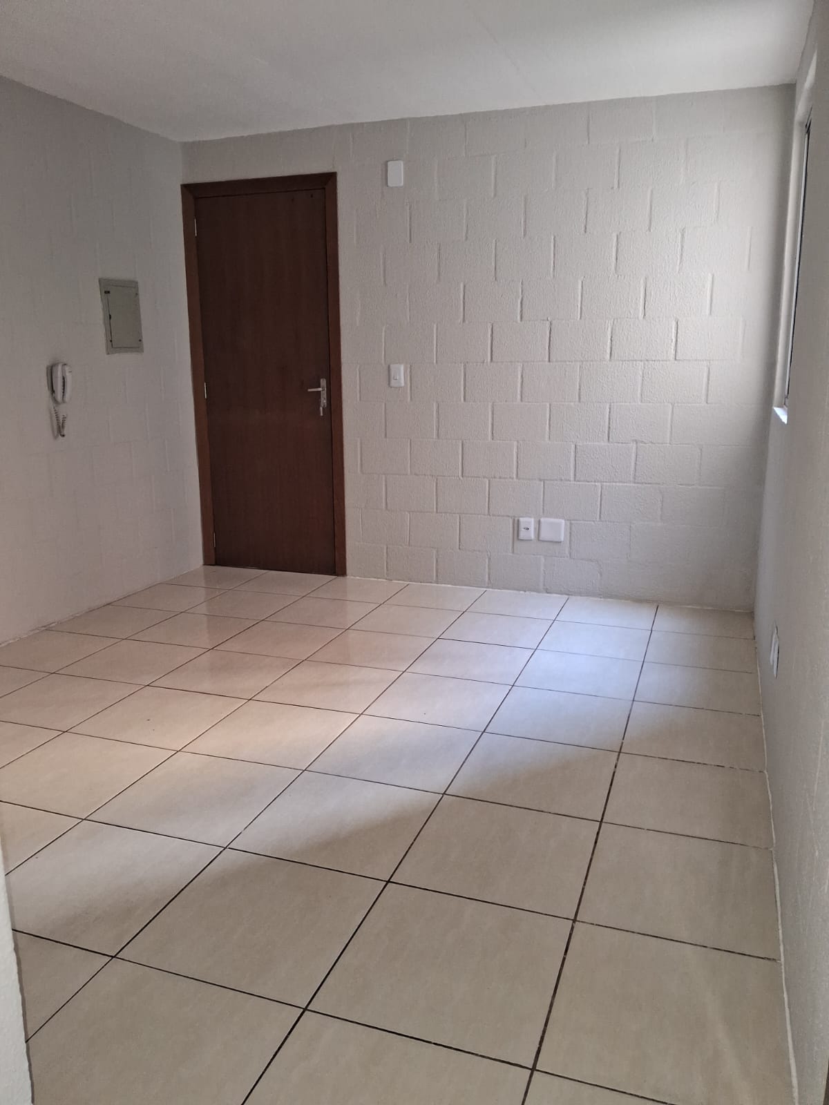 APTO 2 DORM - CAMPO NOVO