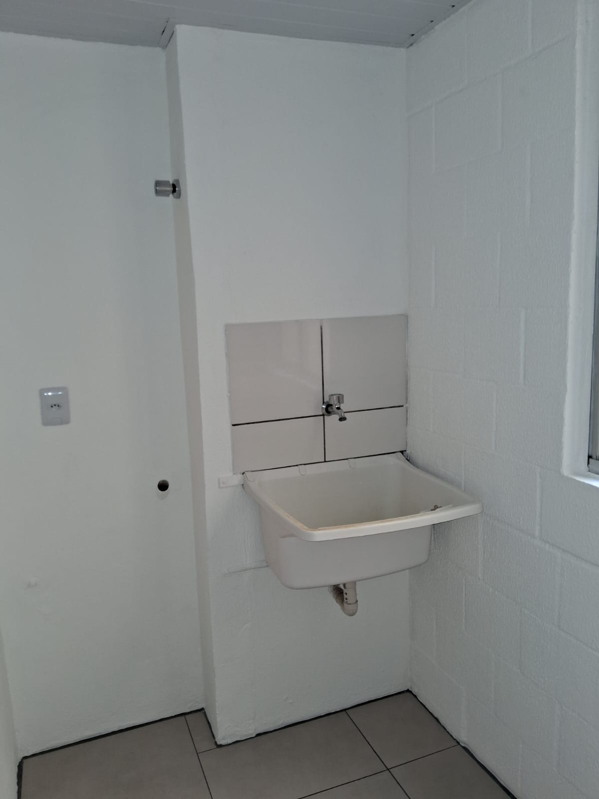 APTO 2 DORM - CAMPO NOVO