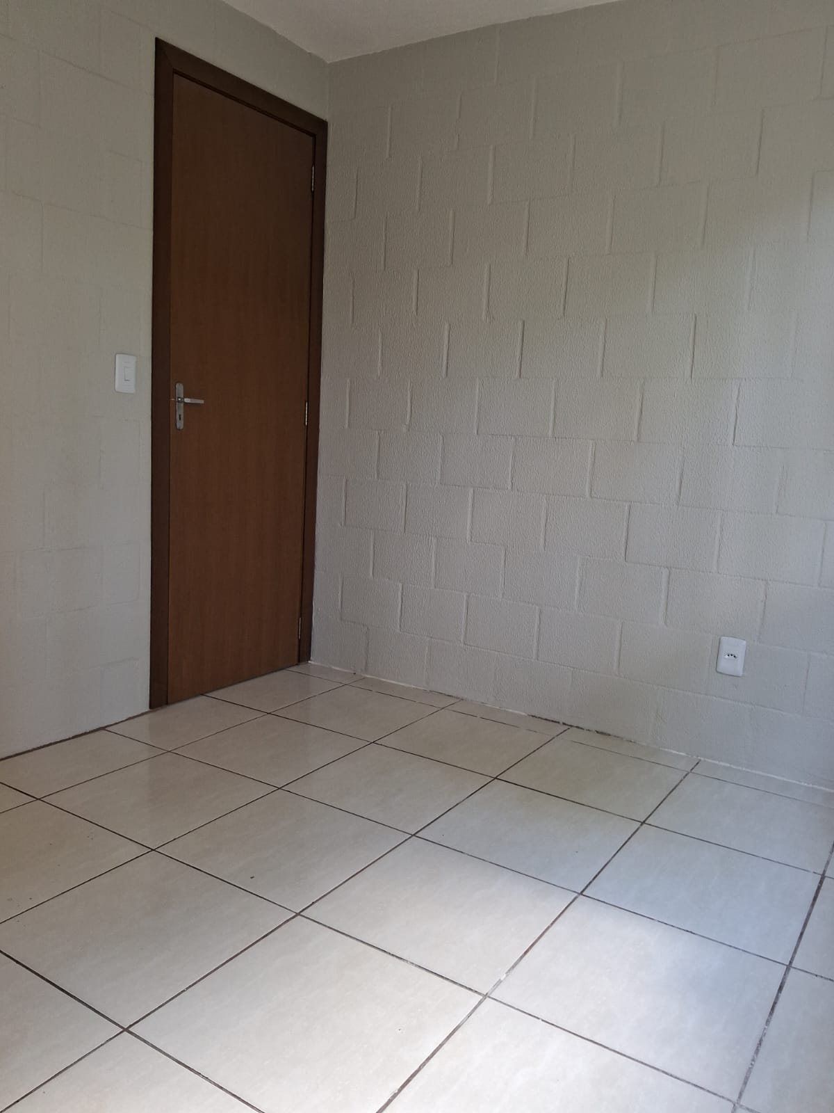 APTO 2 DORM - CAMPO NOVO