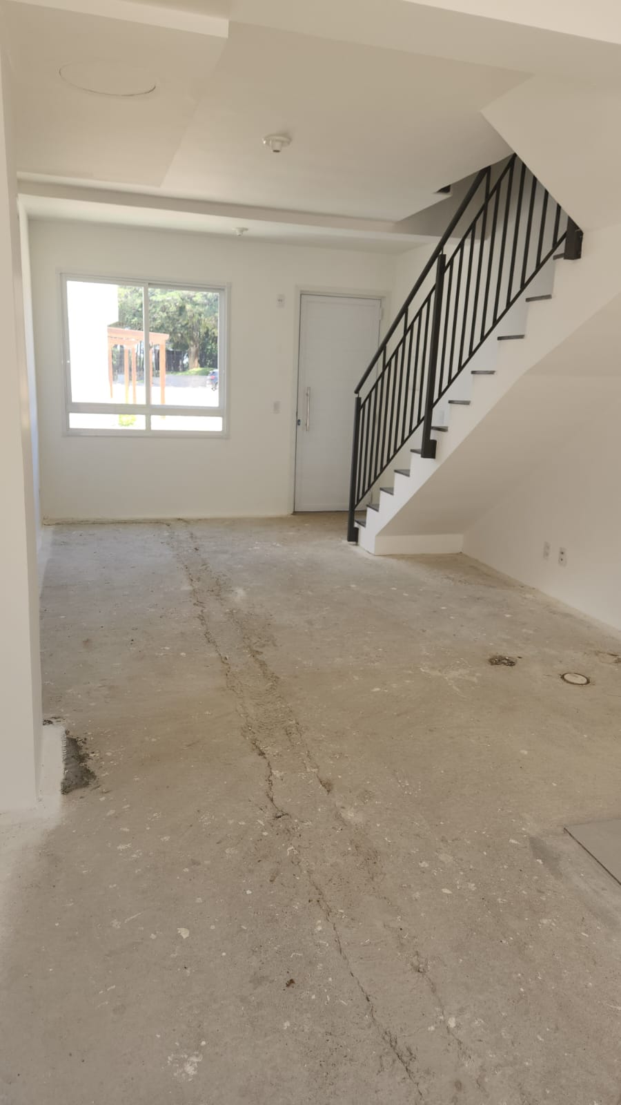 EXCELENTE SOBRADO 2 DORM NO BAIRRO VILA NOVA