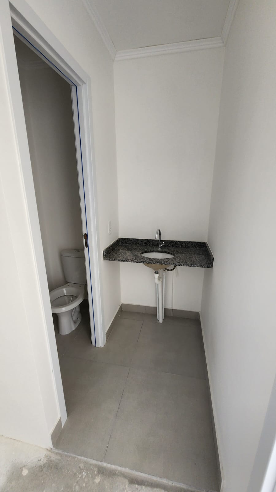 EXCELENTE SOBRADO 2 DORM NO BAIRRO VILA NOVA