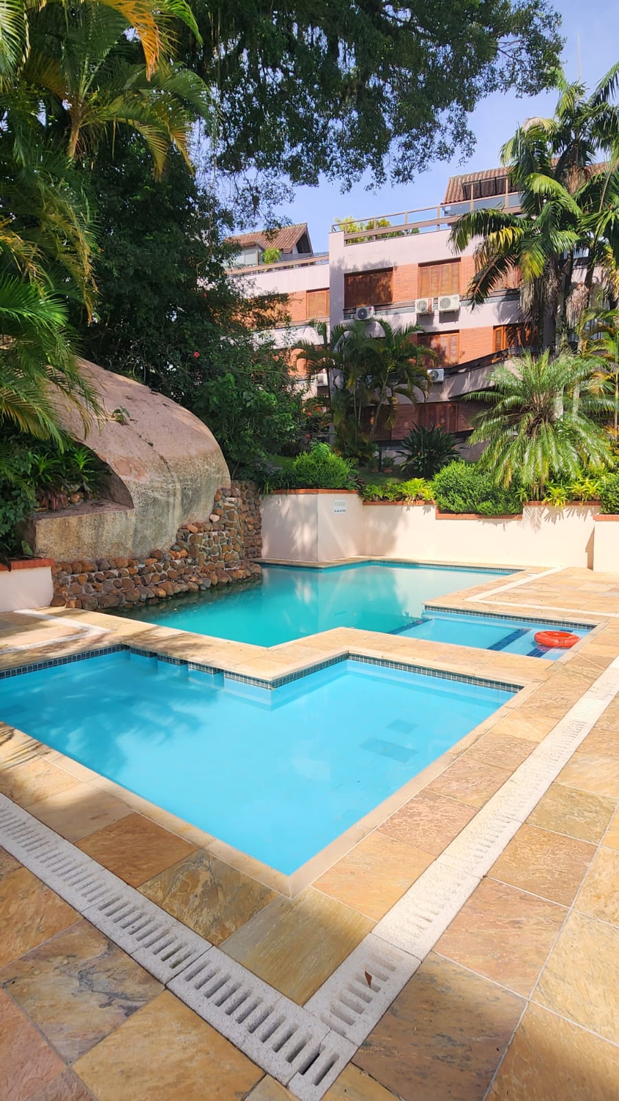 LINDA COBERTURA 3 DORM EM IPANEMA