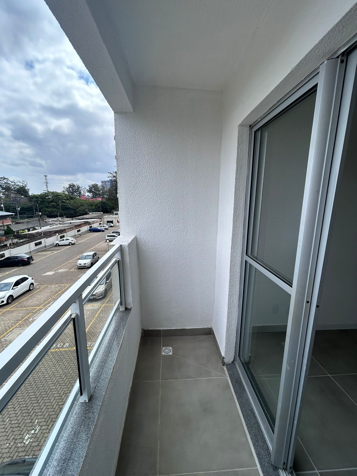 EXCELENTE APARTAMENTO NA PROTASIO ALVES COM SUÍTE