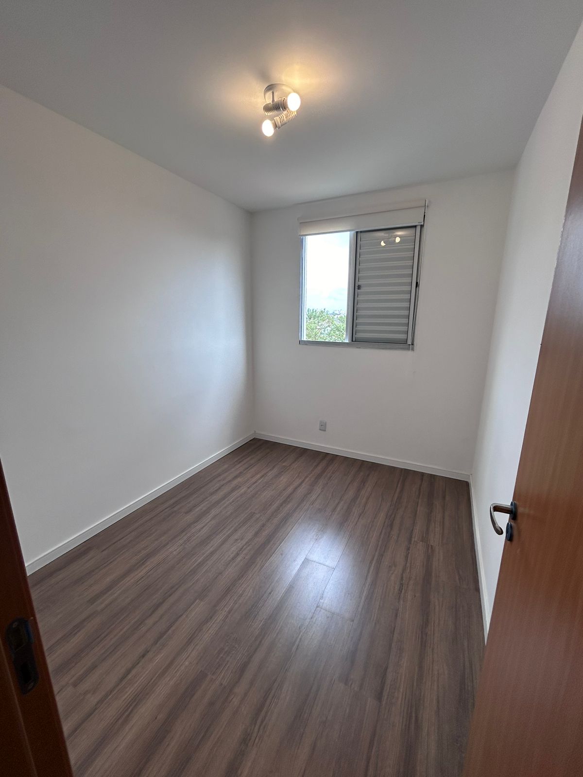 EXCELENTE APARTAMENTO NA PROTASIO ALVES COM SUÍTE