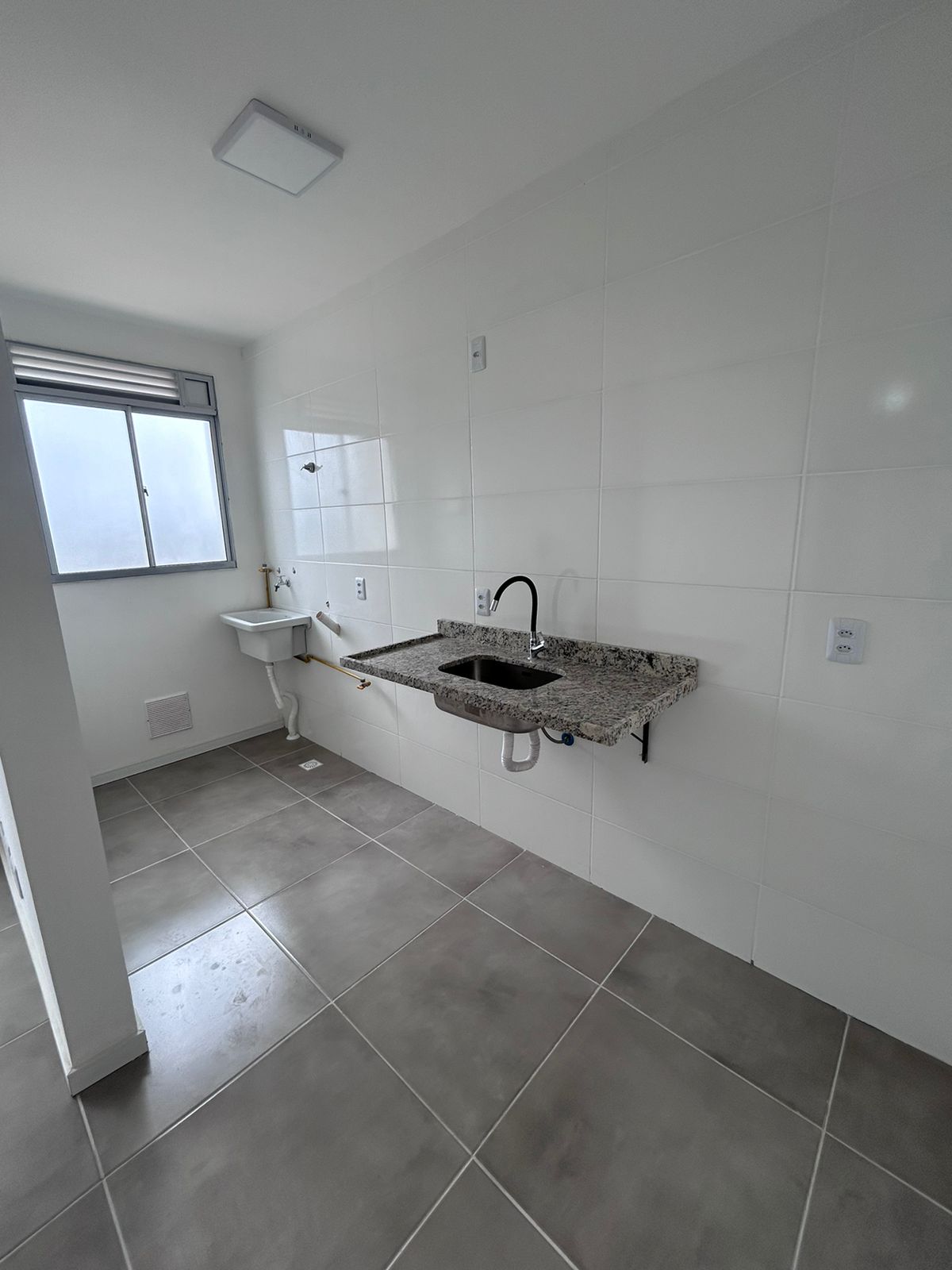 EXCELENTE APARTAMENTO NA PROTASIO ALVES COM SUÍTE