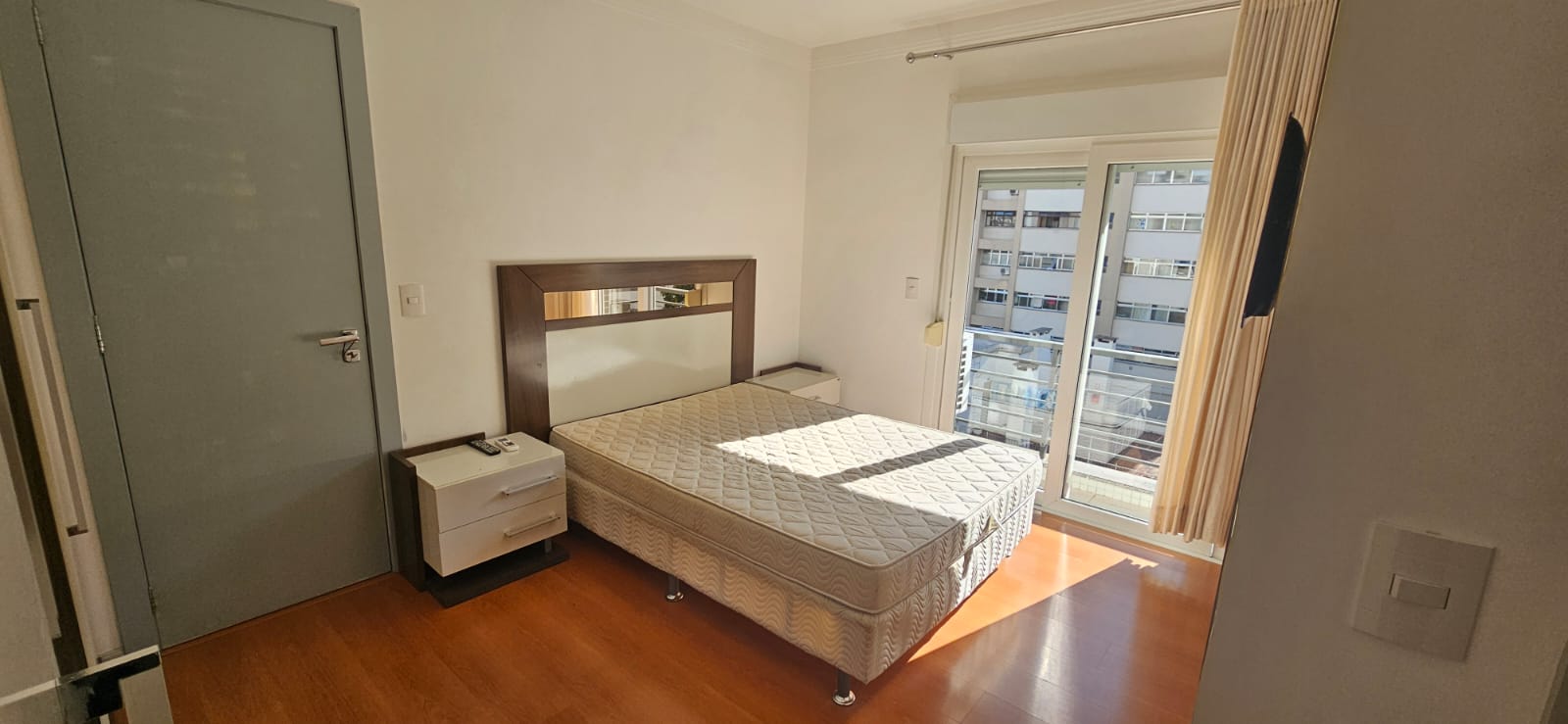 APARTAMENTO  DE 1 DORMITÓRIO MOBILIADO NA BELA VISTA