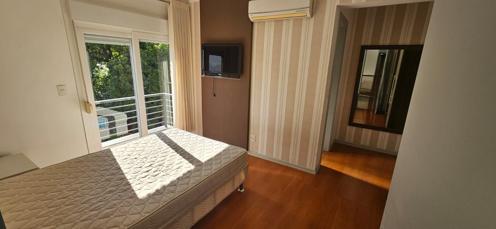 APARTAMENTO  DE 1 DORMITÓRIO MOBILIADO NA BELA VISTA