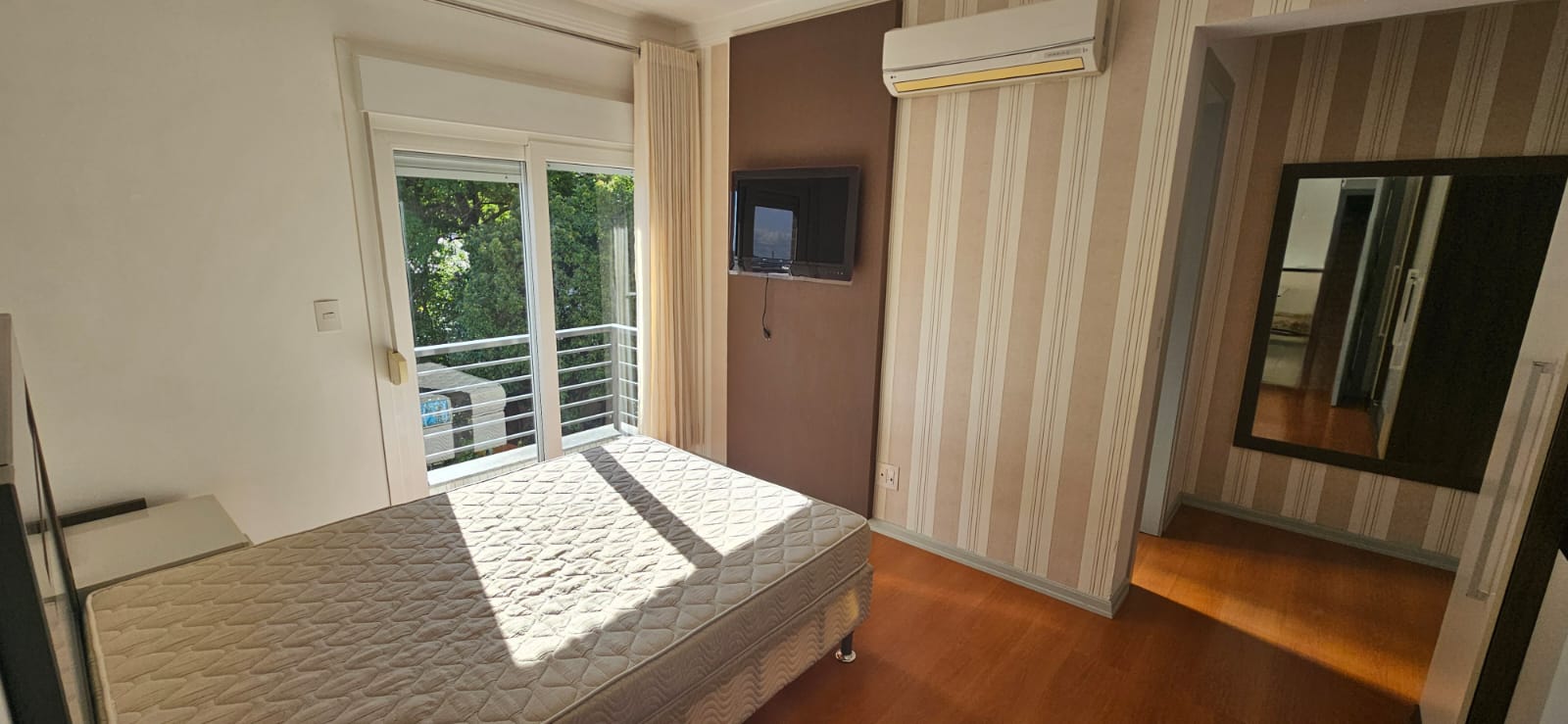 APARTAMENTO  DE 1 DORMITÓRIO MOBILIADO NA BELA VISTA