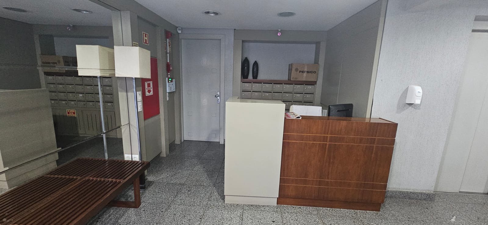 APARTAMENTO  DE 1 DORMITÓRIO MOBILIADO NA BELA VISTA