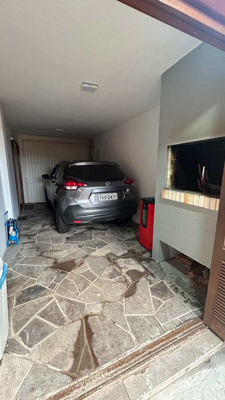 LINDA CASA 3 DORMITÓRIOS NO BAIRRO ESPIRITO SANTO