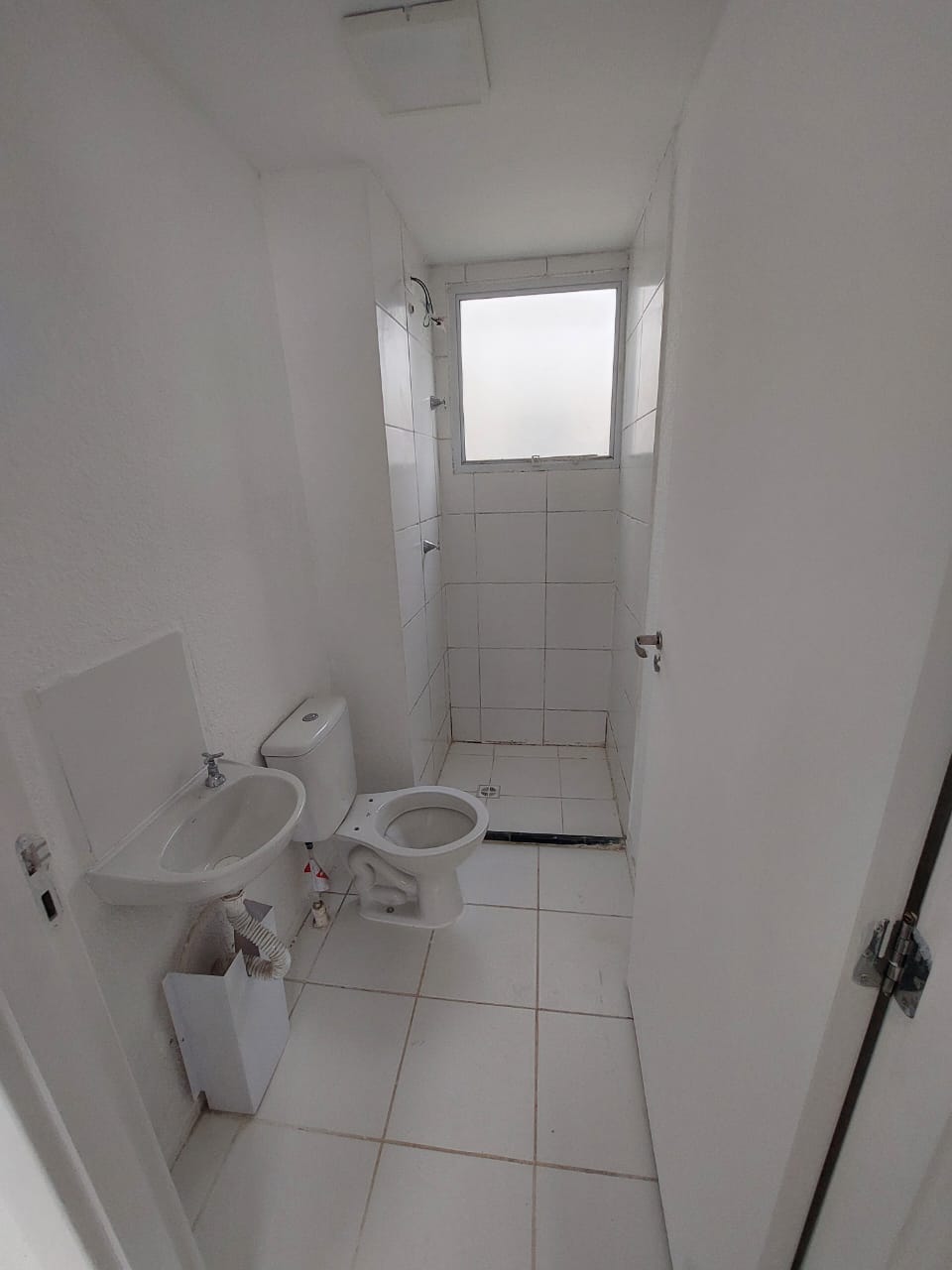 APARTAMENTO REFORMADO 2 DORMITÓRIOS NO BAIRRO RESTINGA