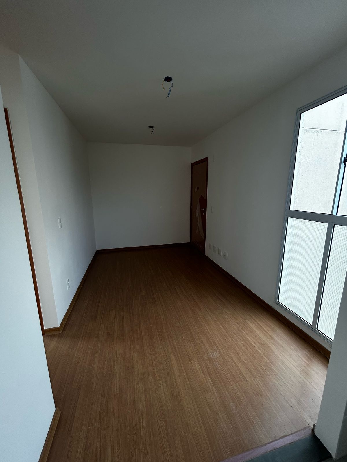 LINDO APARTAMENTO 2 DORMITÓRIOS NO BAIIRO RESTINGA