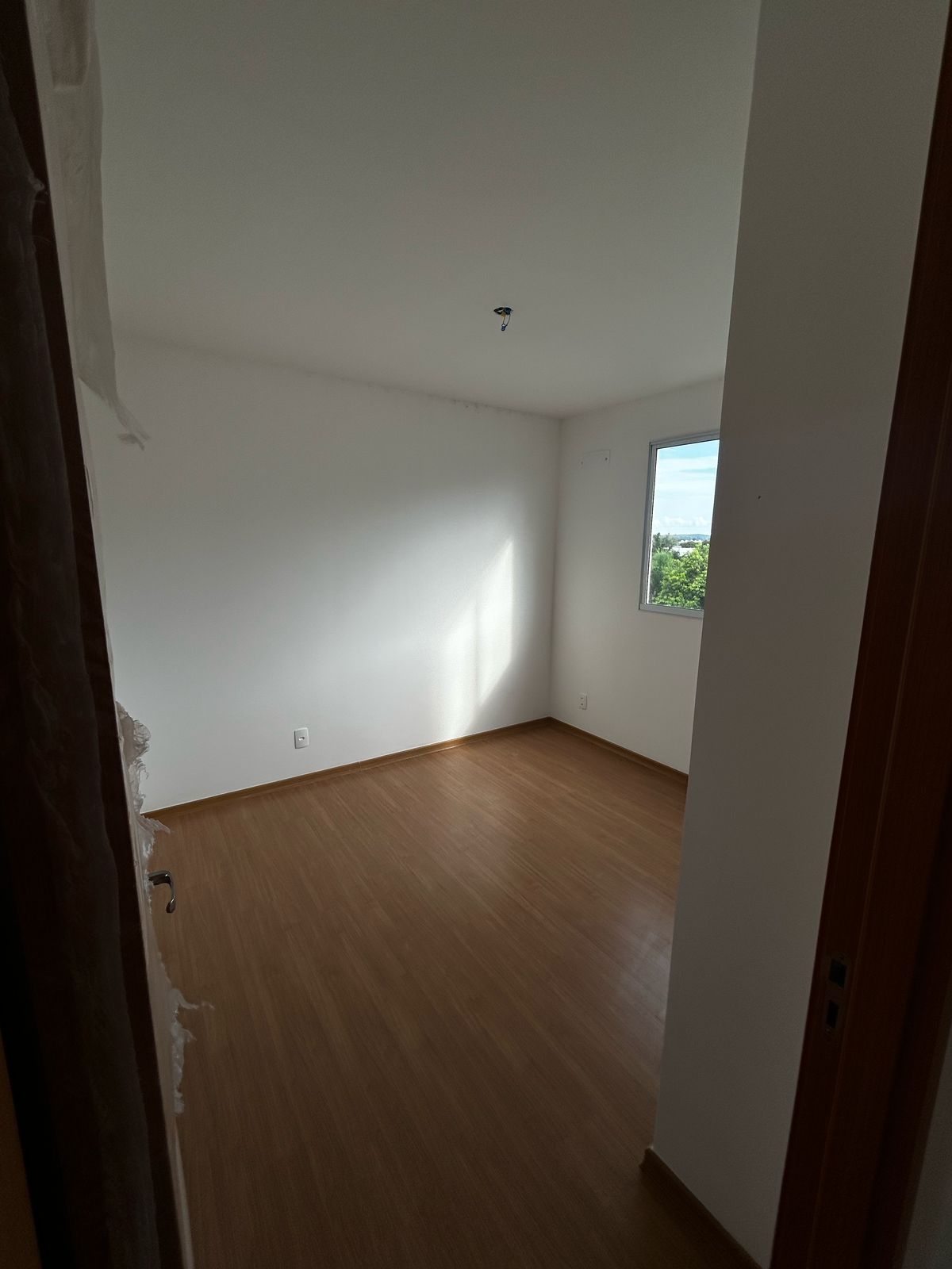 LINDO APARTAMENTO 2 DORMITÓRIOS NO BAIIRO RESTINGA