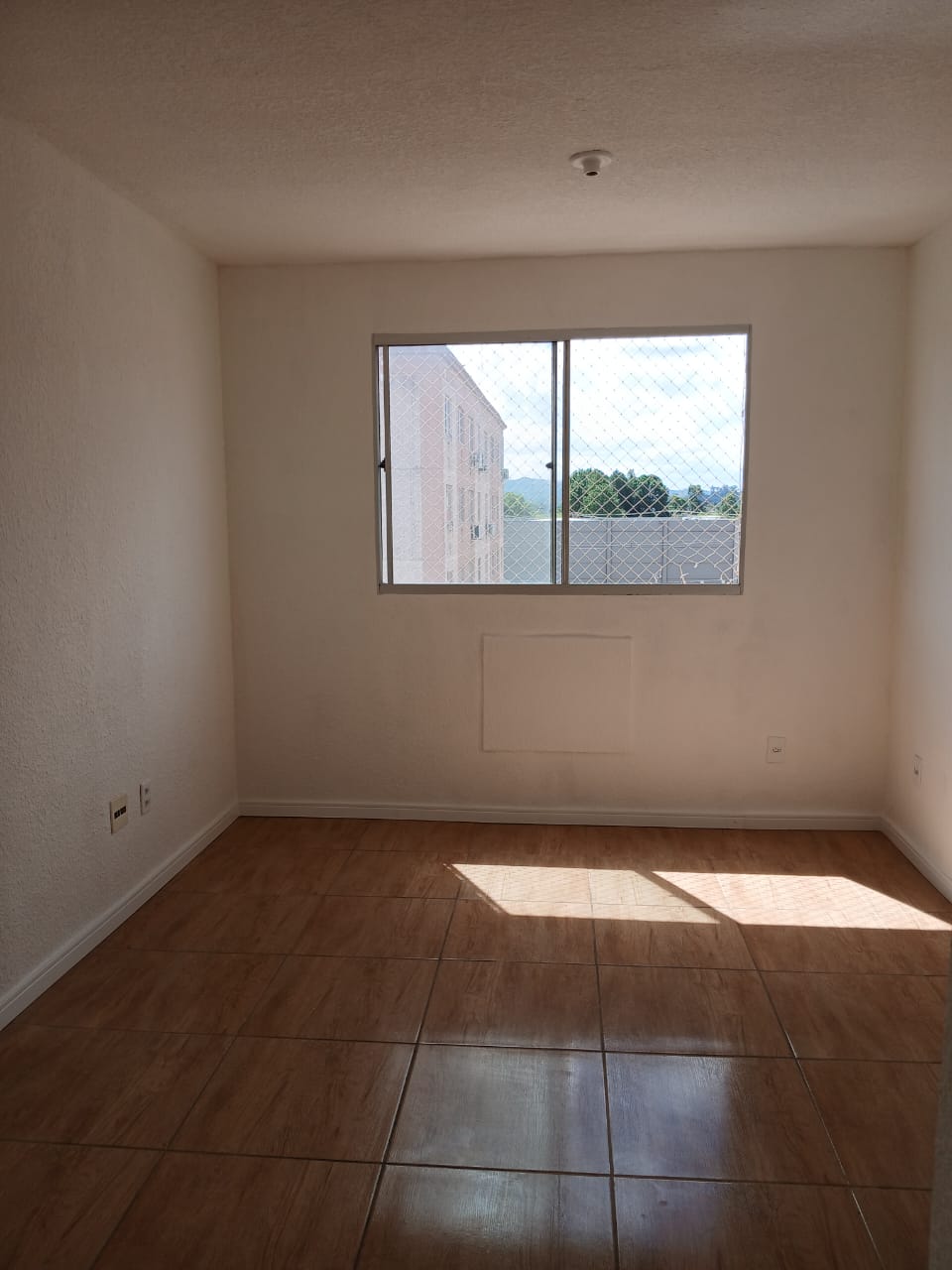 ÓTIMO APARTAMENTO 2 DORMITÓRIOS NO BAIRRO HÍPICA