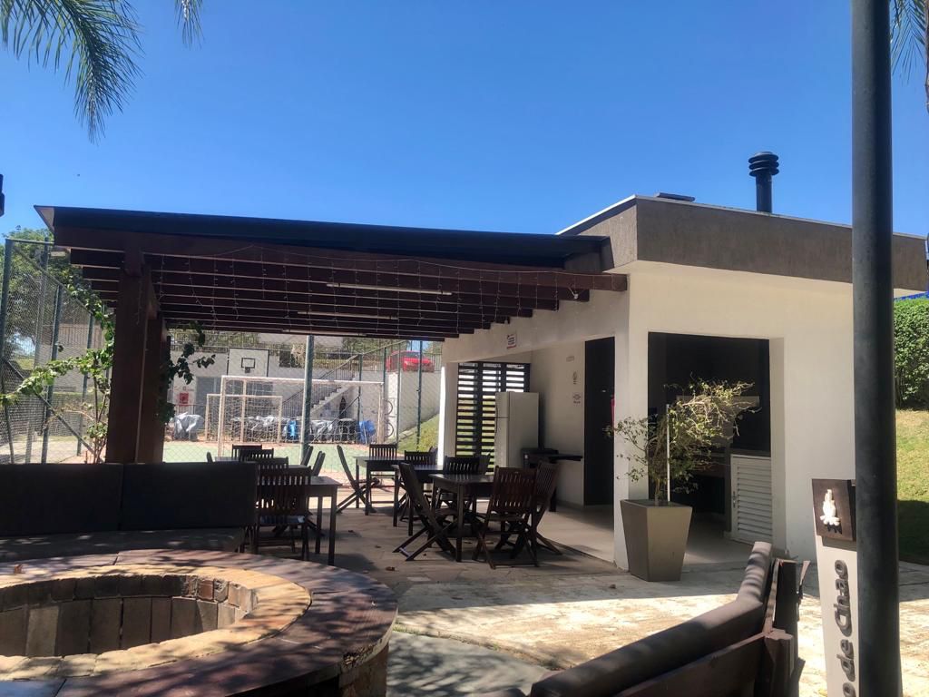 MARAVILHOSO APARTAMENTO NO CONDOMÍNIO ROSSI CARIBE