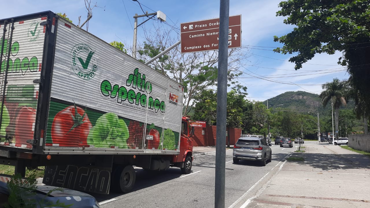 Terreno comercial com 900 m²  no Cafuba  para venda ou locação 