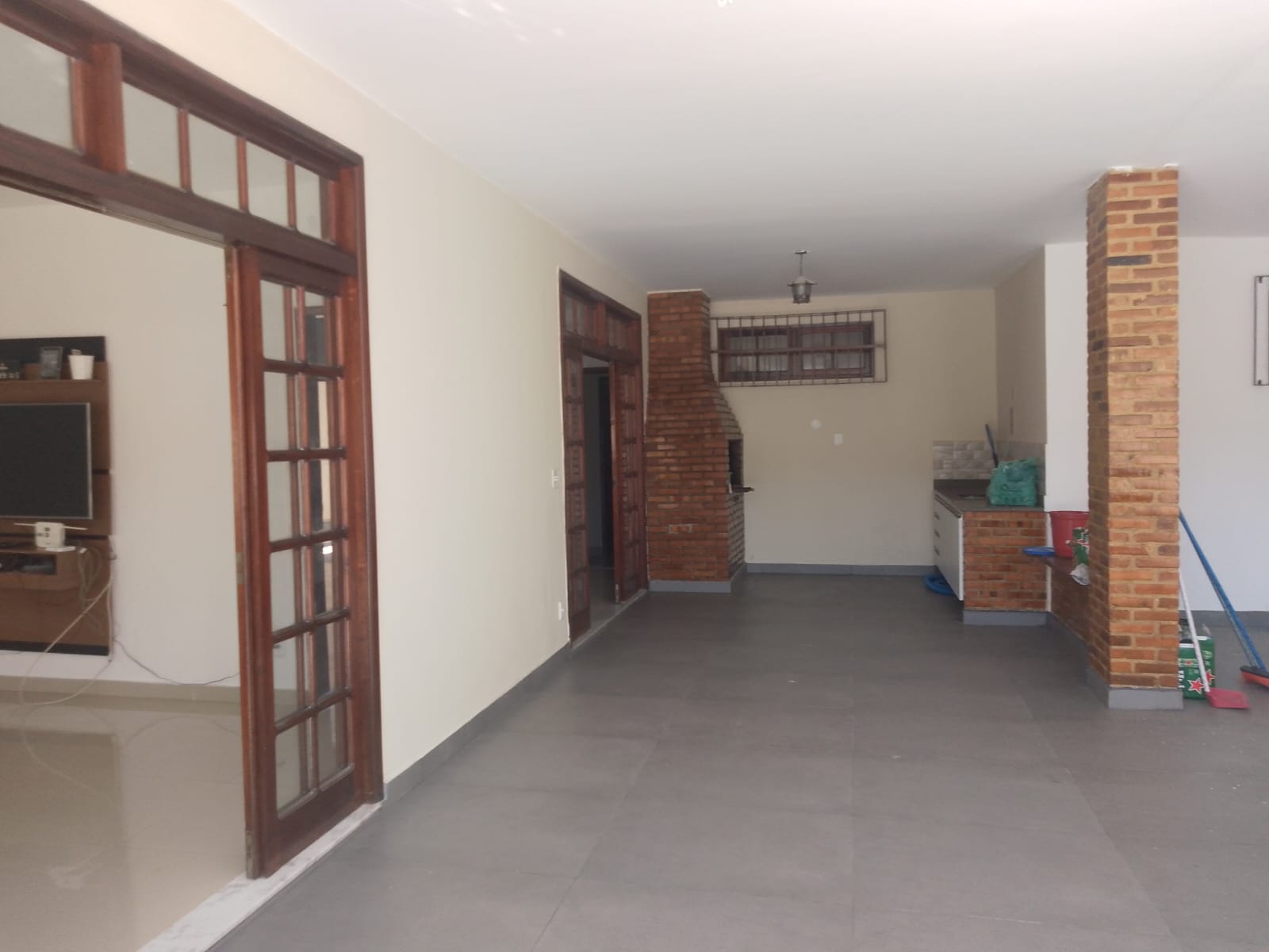 Excelente casa linear 3 quartos no Próximo ao trevo de Piratininga