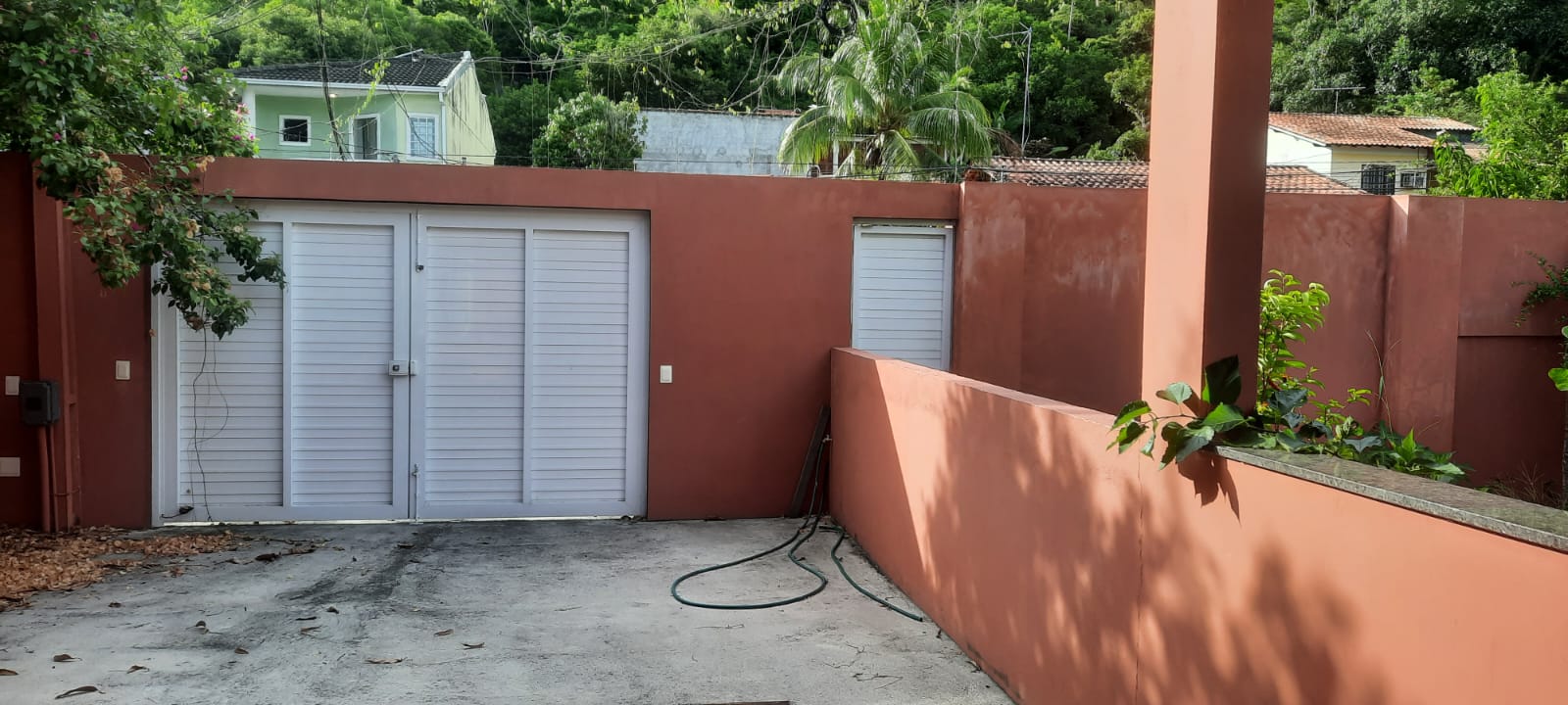 Ótima Casa com 02 quartos a venda no Cafuba em Paraitinga.
