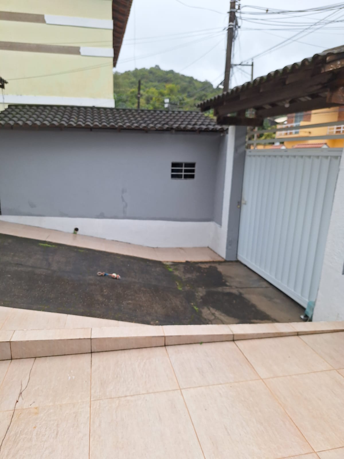 Ótima casa com 03 quartos a venda!