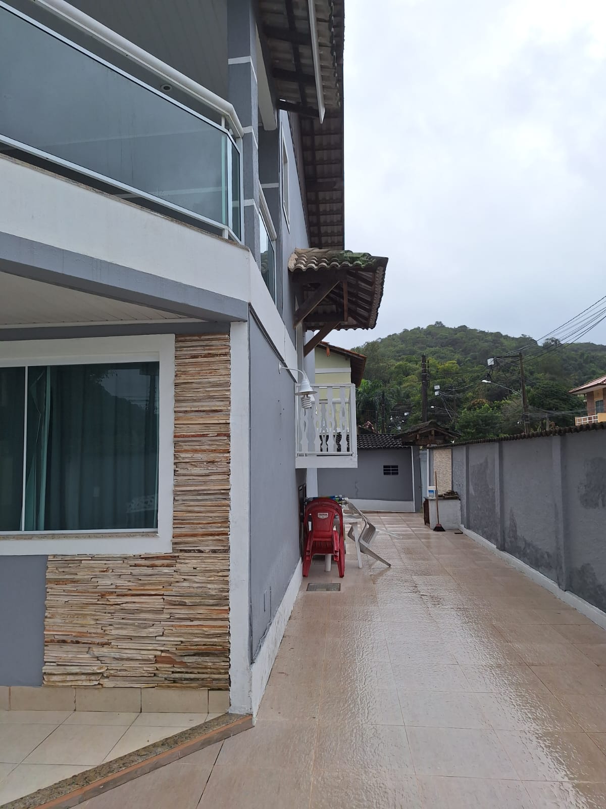 Ótima casa com 03 quartos a venda!