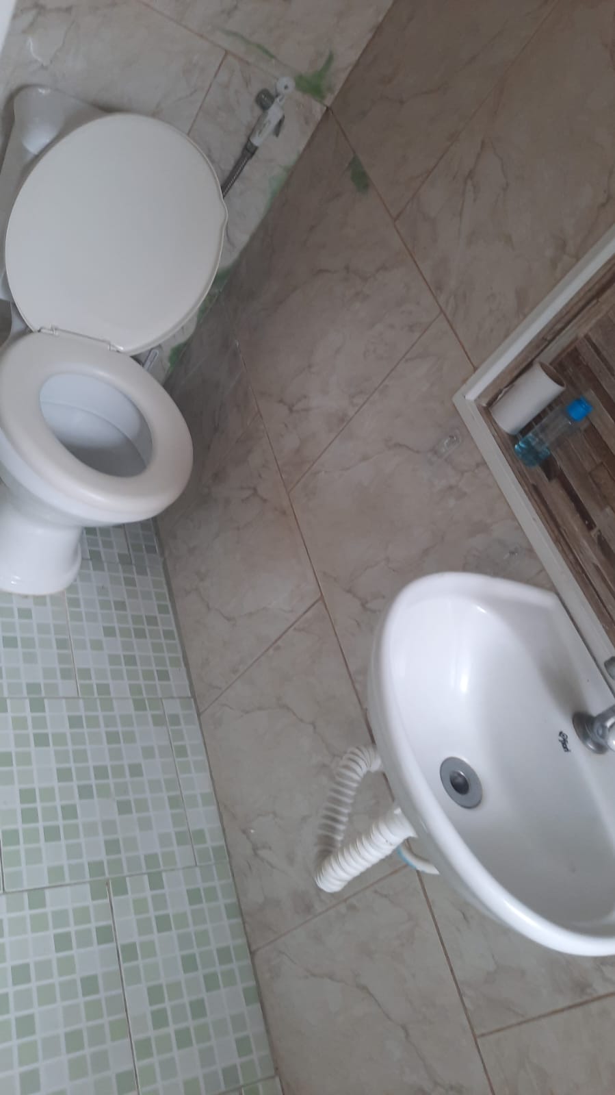Casa  2 quartos para alugar  no Cafubá com IPTU incluso