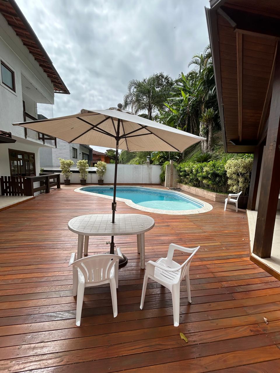 Casa em condomínio - Venda