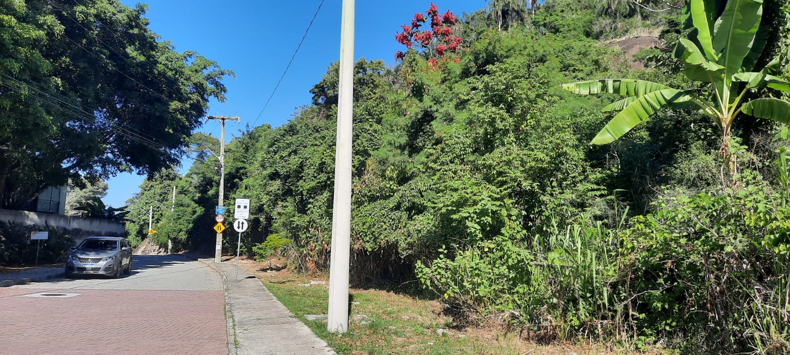 Terreno à Venda – 600 m² – Bairro Fazendinha, Piratininga – Região Oceânica de Niterói/RJ