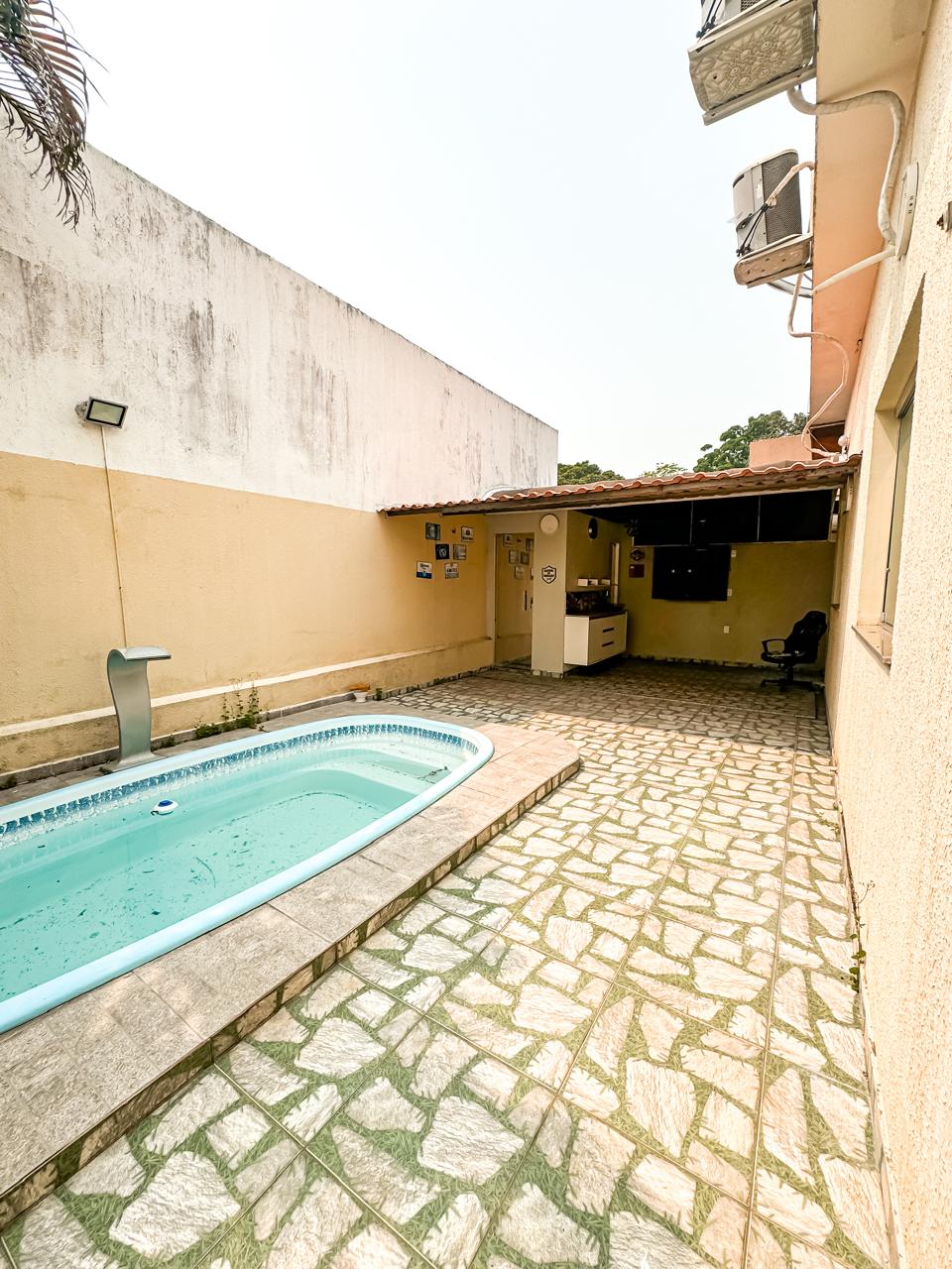 Casa Térrea, )3Qtos,Piscina,Forest Hill 