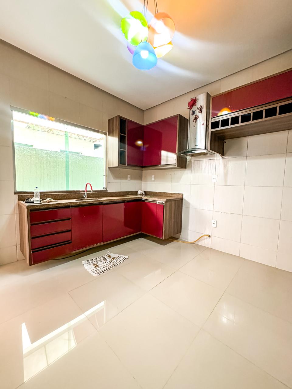 Casa Térrea, )3Qtos,Piscina,Forest Hill 