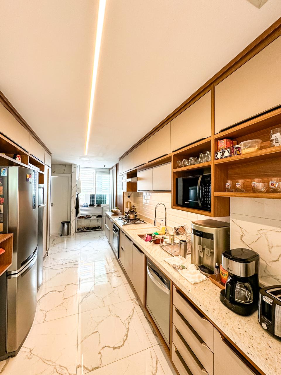 Apartamento (169m2),reformado e mobiliado ,Ponta Negra