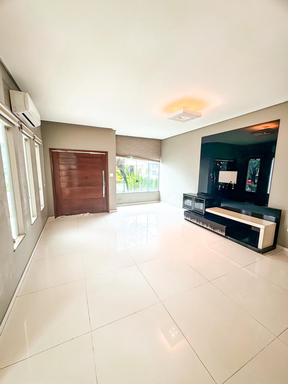 Casa Duplex (228m2), PQ.das Laranjeiras