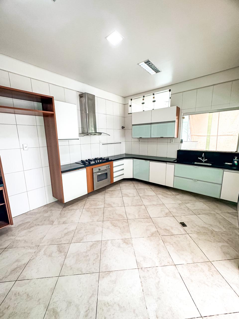 Casa Duplex (228m2), PQ.das Laranjeiras