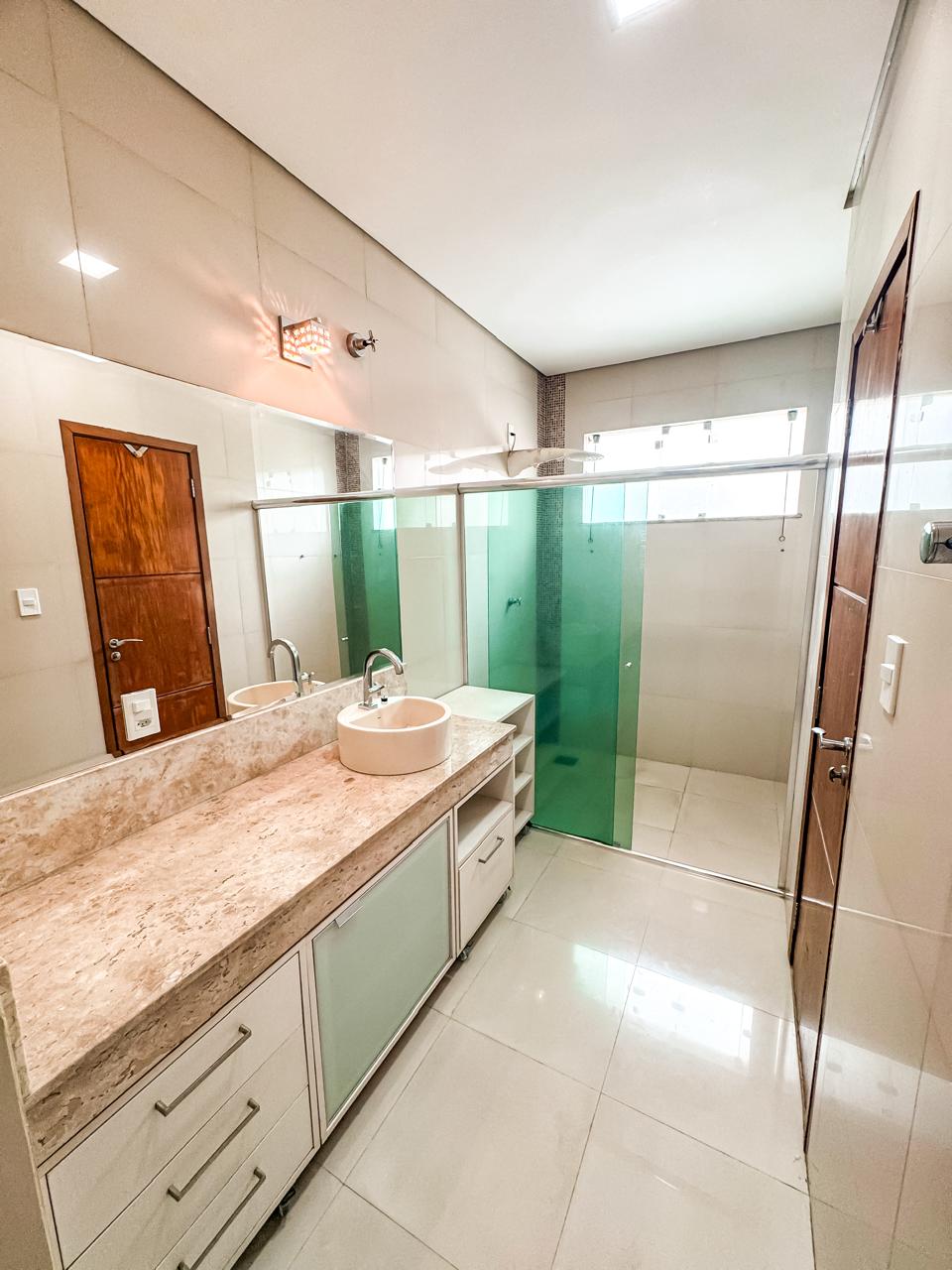 Casa Duplex (228m2), PQ.das Laranjeiras