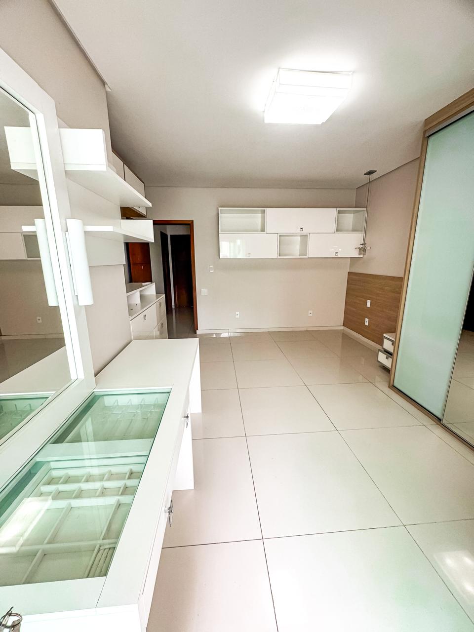 Casa Duplex (228m2), PQ.das Laranjeiras