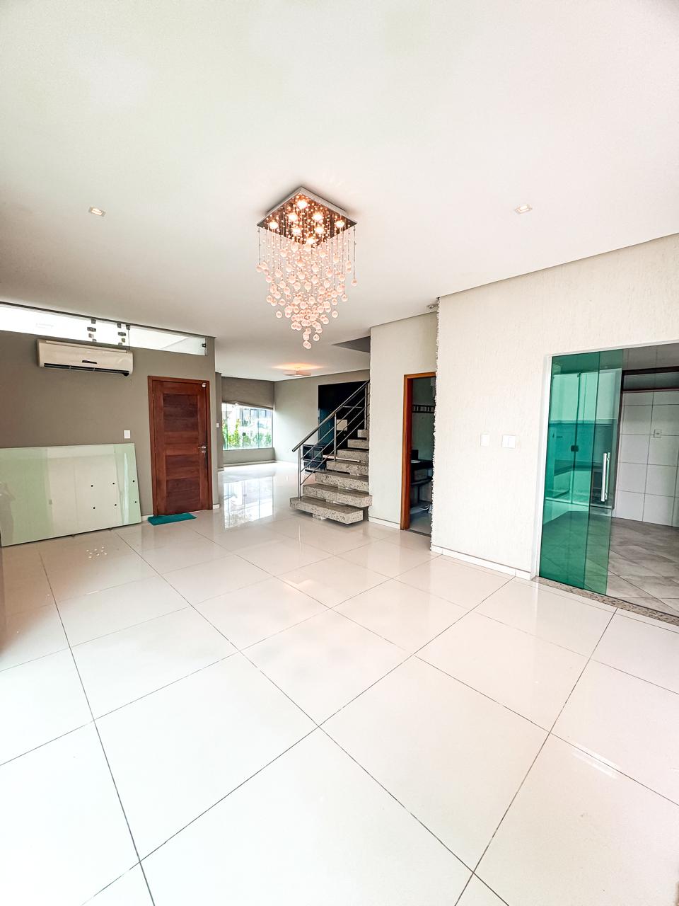 Casa Duplex (228m2), PQ.das Laranjeiras