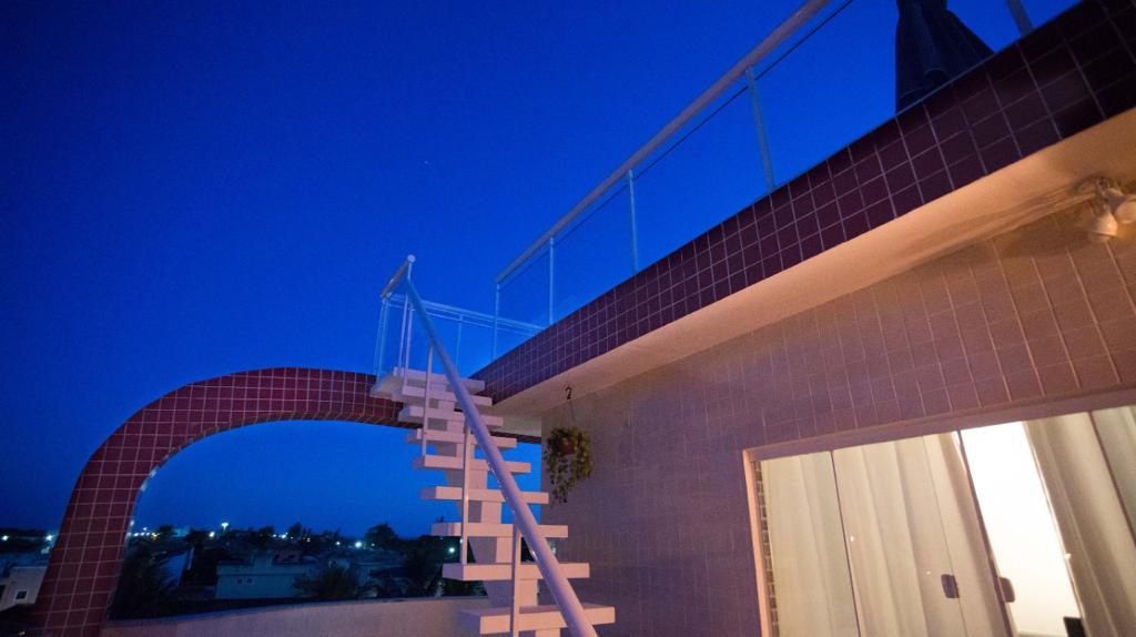 Apartamento com 3 dormitórios à venda, 140 m² - Floresta Das Gaivotas - Rio das Ostras/RJ