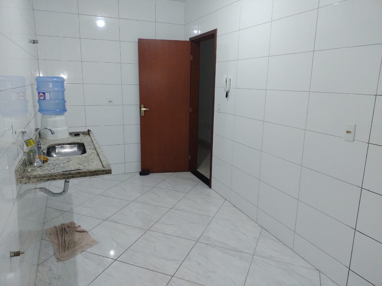 Apartamento com belíssima vista - Extensão Serramar - Rio das Ostras/RJ