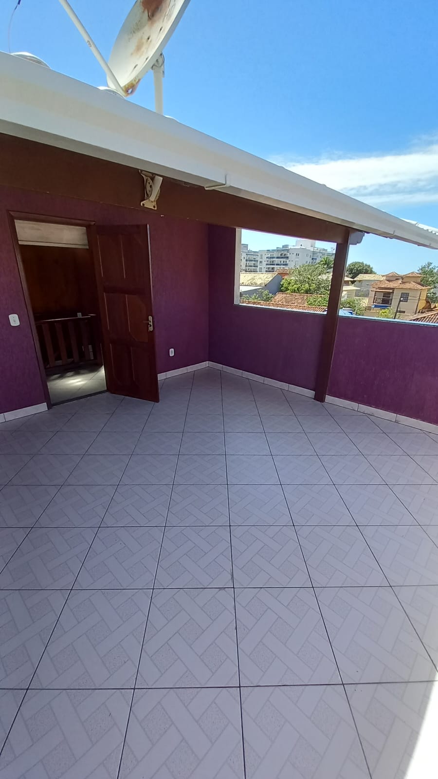 Triplex 3 Quartos prox a Praia do Recreio em Rio das Ostras/RJ