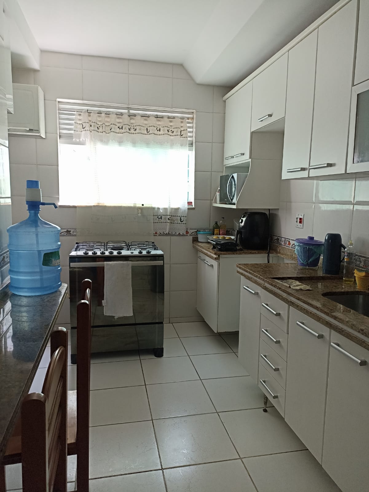 Apartamento com 3 dormitórios á venda 91m² - Jardim Marileia, Rio das Ostras - RJ