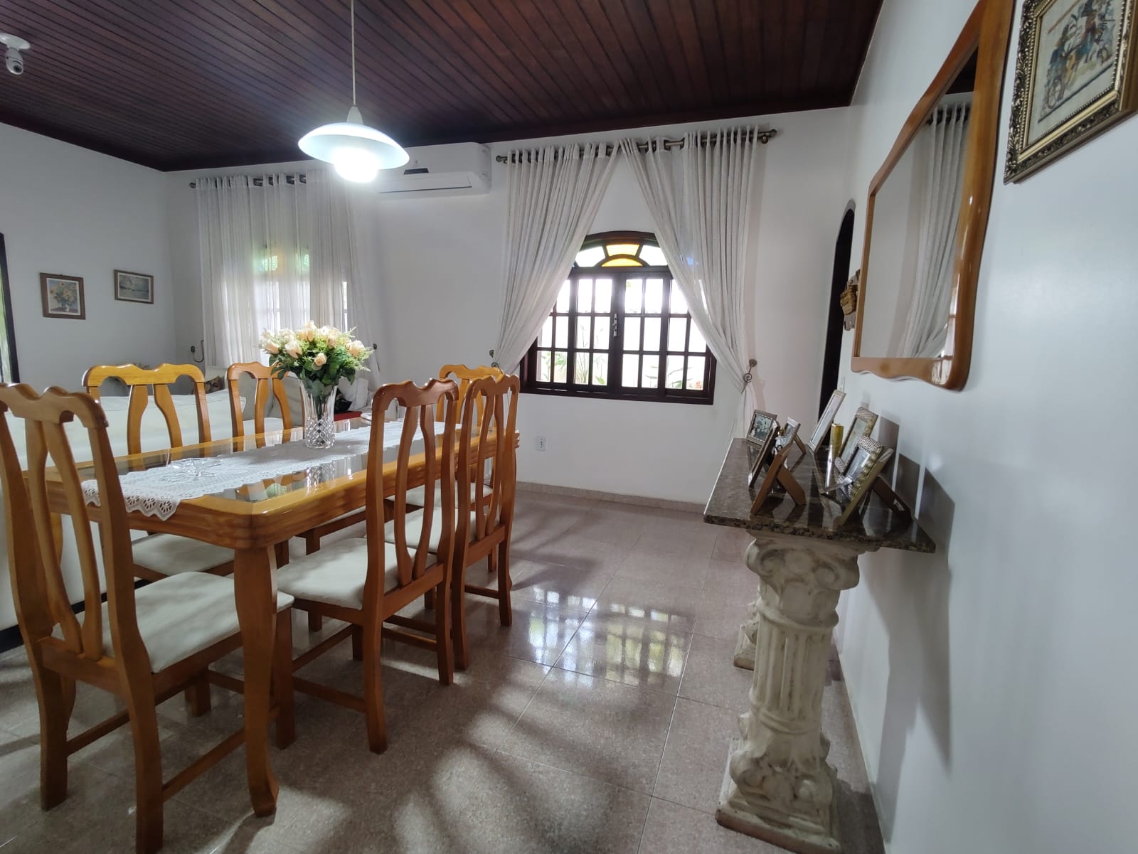 Bela casa linear com 3 quartos e edícula à venda - Costazul - Rio das Ostras/RJ