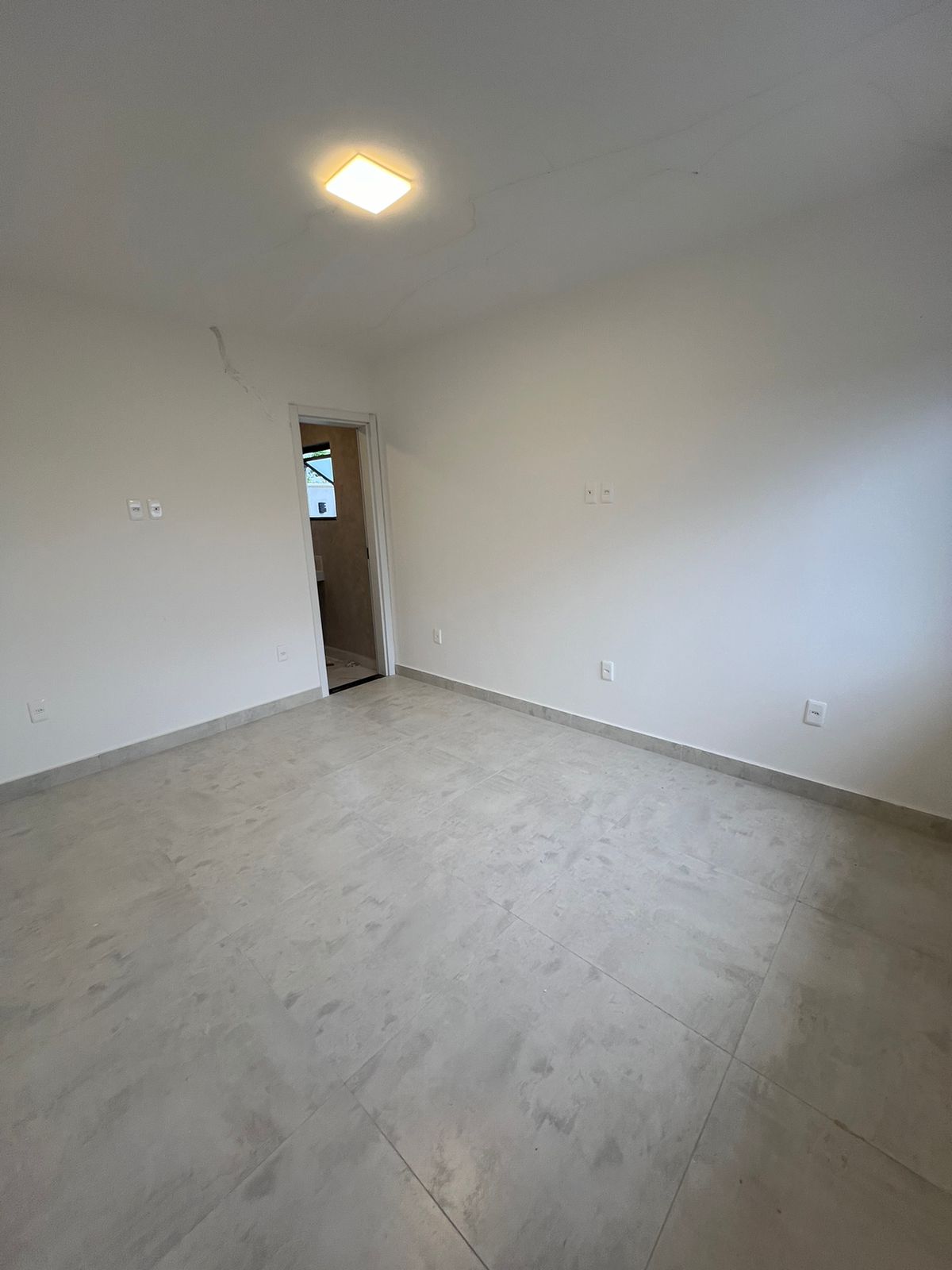 Casa 3 Quartos à Venda c/área gourmet, Viverde em Rio das Ostras,RJ