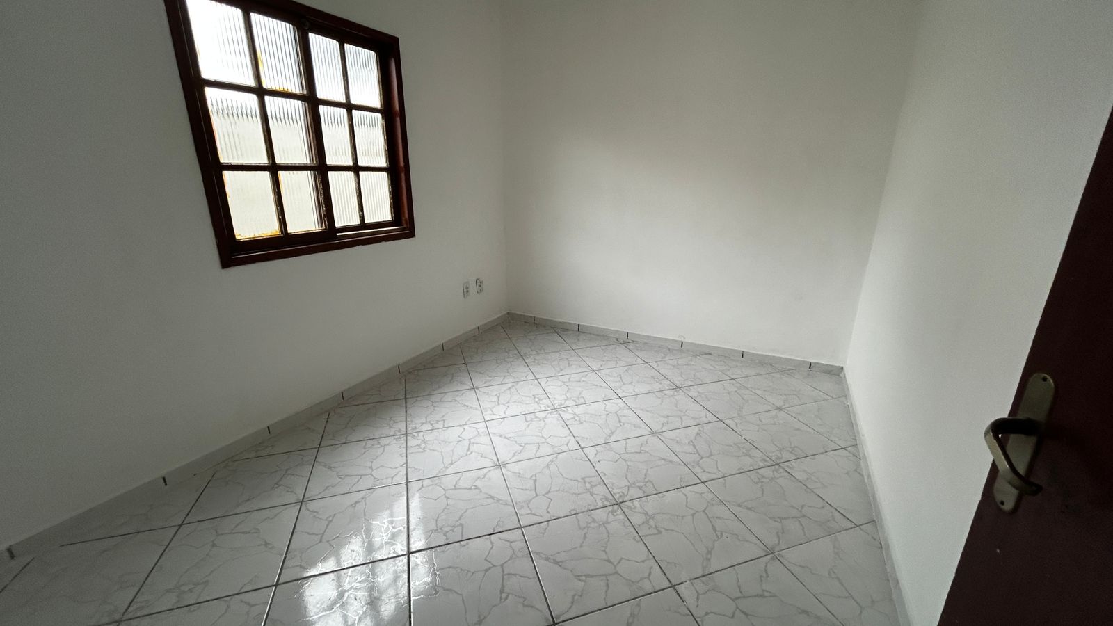 Casa linear com 2 quartos no Jardim Mariléia - Rio das Ostras/RJ
