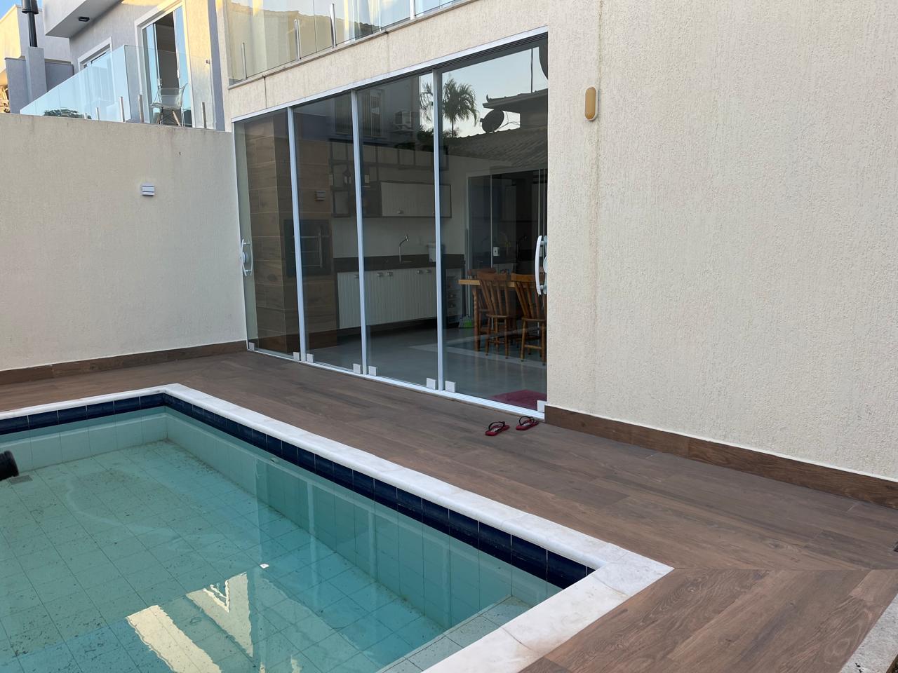 Casa a Venda com 3 Quartos na Extensão do Bosque em Rio das Ostras/RJ