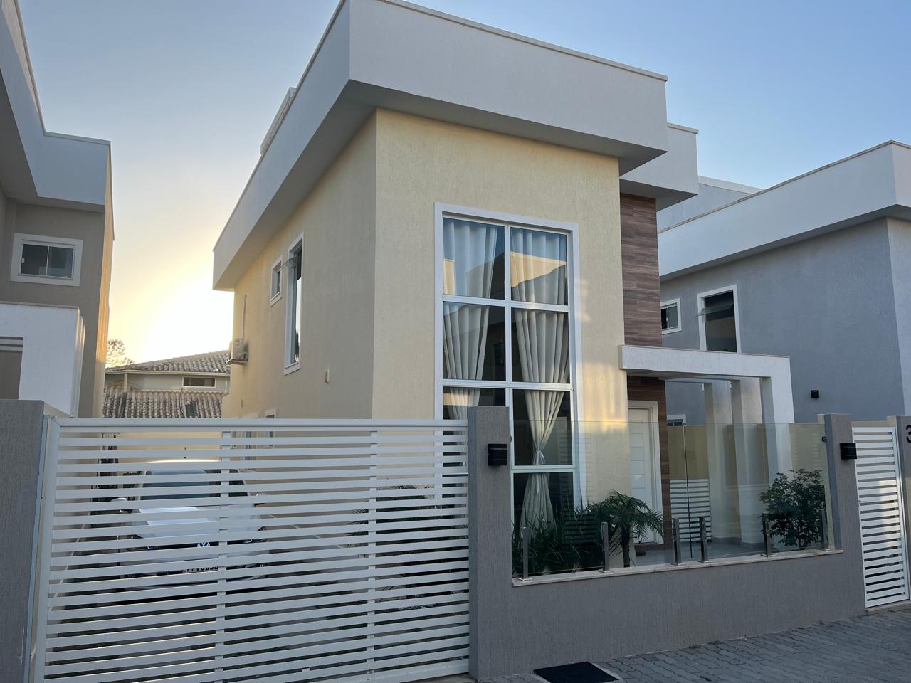 Casa a Venda com 3 Quartos na Extensão do Bosque em Rio das Ostras/RJ