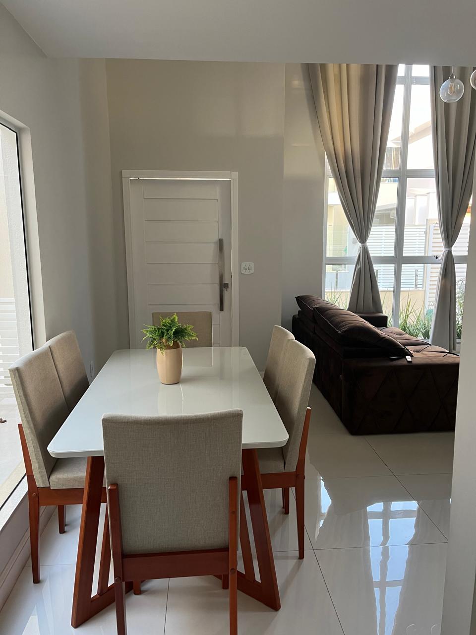Casa a Venda com 3 Quartos na Extensão do Bosque em Rio das Ostras/RJ