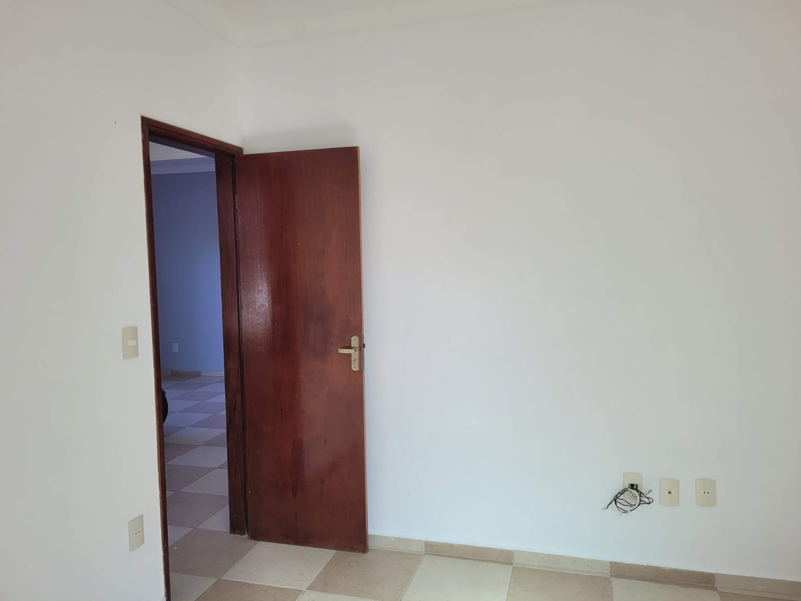 Apartamento Terreo à Venda com 2 Quartos em Rio das Ostras - Atlântica