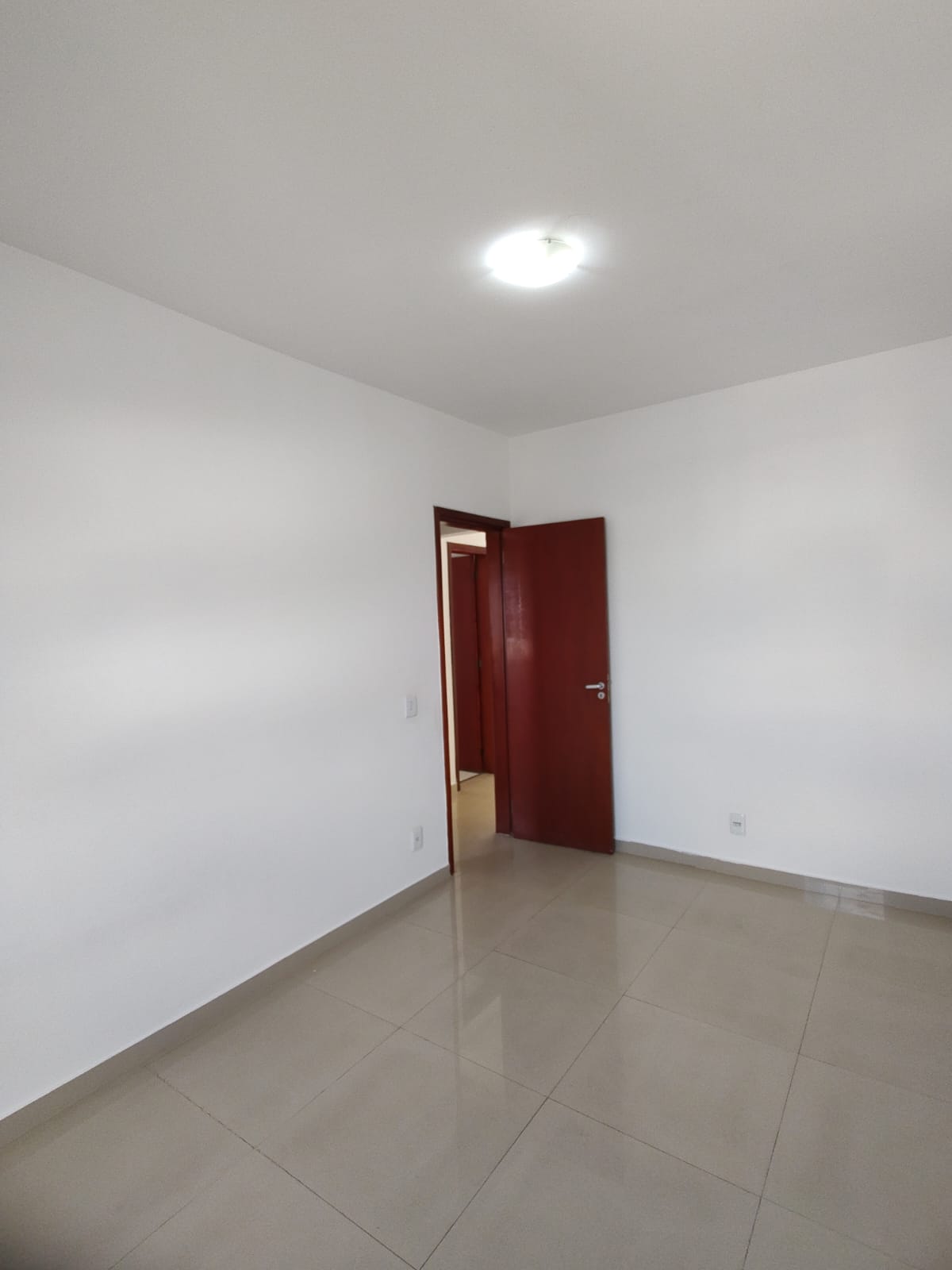 Ótimo Apartamento em um Agradável Condomínio em Santa Bárbara d'Oeste/SP