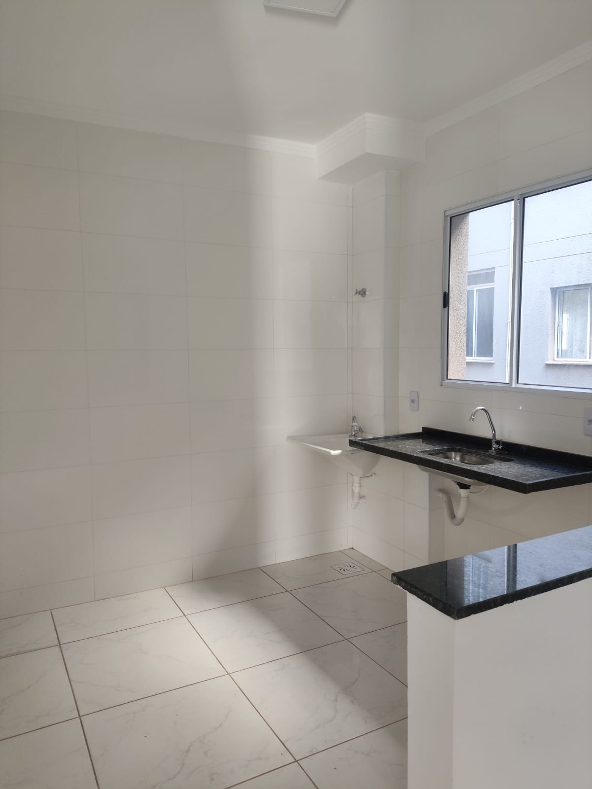Oportunidade de Investimento: Venda de Apartamento no Edifício Savona